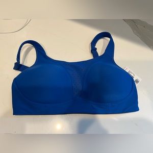 Lululemon run times bra 34d blue